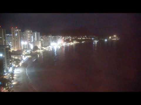 LIVE Sheraton Waikiki | Real-Time Hawaii Beach Cam | Waikiki Coastline