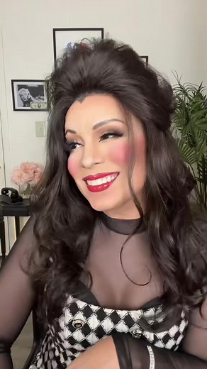 The Nanny Tribute: Fran Drescher Outfits & Theme Song Edit