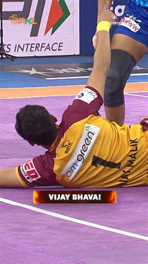 A spectacle of skill & class! Vijay Malik delivers! 💥 Pro Kabaddi 👉 Bengal Warriorz 🆚 Telugu Titans | LIVE NOW 👉 https://hotstar.onelink.me/rL9Z/0h9lom6s | Star Sports