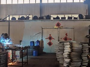 [Hot Item] Custom Welding Service Steel Frames Piper Clamps Pipe Holder