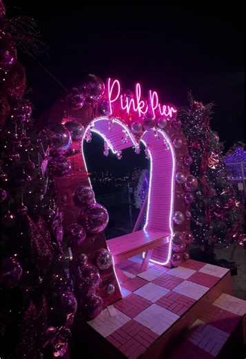 Exploring the Pink Pier: A Unique NYC Activity