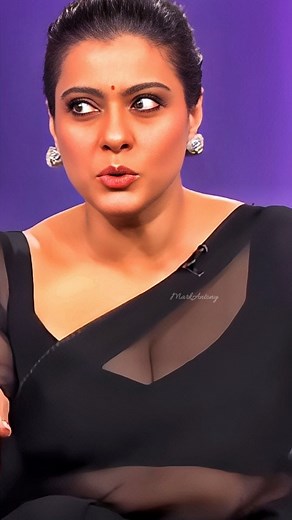𝙈𝘼𝙍𝙆𝘼𝙉𝙏𝙊𝙉𝙔 🍁 on Instagram: "Kajol Momma 🥵🖤 Transparent 🆑eavage Show 😋🤤 #kajol #kajolhot #kajolqueen #kajoldevgan #MarkAntony 🤘😉"