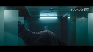 1M views · 7.5K reactions | The woman's loud scream startled the Tyrannosaurus that was drinking water, and the great escape began! 女人的大声尖叫惊动了正在喝水的暴龙，大逃亡开始了！ #异变暴龙 #Metamorphosis #优酷电影 #youkumovie | Youku Movie | Facebook