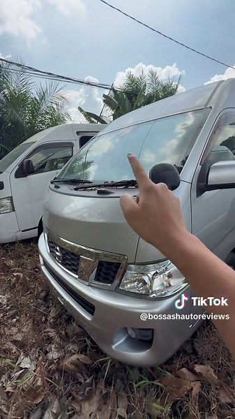 Nissan Microbus NV350: Van Automatik dari Jepun