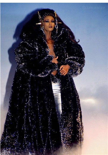 Iman in Mugler. The blueprint 🖤 #iman #mugler #fashion #somali #fyp | mugler