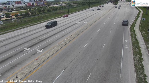 ❗️UPDATED INFORMATION — MISSING PERSONS INVESTIGATION FROM 6/19 ❗️ LCSO is requesting the public’s assistance with the ongoing missing persons investigation of Eric Wall DOB (11/17/80) whom was last seen on foot in the Scarlette Oaks area off Three Oaks Pkwy and Alico Rd. on 6/19 at approximately 11:30a. This traffic camera view shows Wall walking EB on Alico Rd. between Three Oaks and i75 shortly after the above mentioned timeframe. If you have information regarding this or, or the updated info