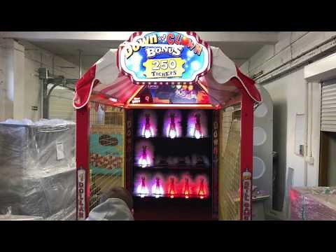 DOWN THE CLOWN - ARCADE GAME