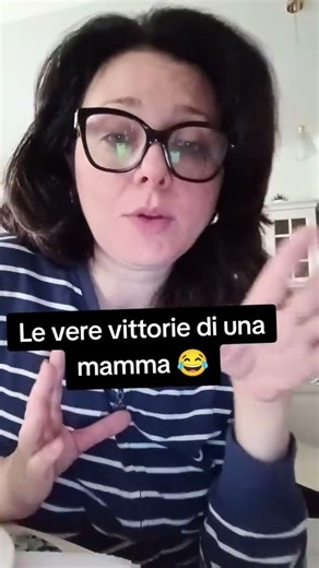Sono una mamma: chiamatemi wonder woman 😅🏅 #lifestyle #amoreover40 #mamma #vitadamamma