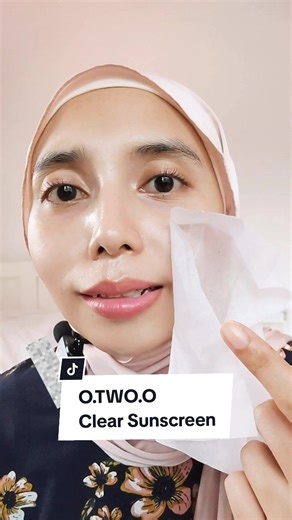 O.TWO.O Clear Sunscreen Review