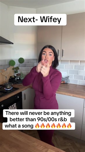 Best 90s and 2000s R&B Songs: A Nostalgic Playlist