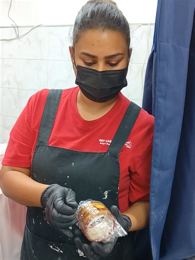 The family humbly requested us to do her final makeup just like her wedding day. Her son’s and family members wanted his mother to leave this world as a Sumangali, dressed in her wedding saree with flowers, manjal, natural makeup and kumkumam. Truly heartbreaking and unforgettable. 🕊️ #ForeverBond #alkartcastingstudio #fypシ゚viral🖤tiktok #malaysiatiktok🇲🇾 #makeupservice