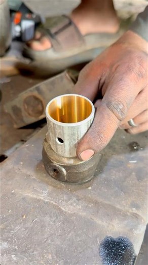 How Piston Connecting Rod Con Bush Fitting Process #amazing #technology #work #hammer #shortsfeed