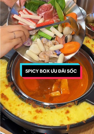 Đi săn sale với Vy tại Spicy box nè mấy cục dàng ơii, vừa ăn ngon vừa có quà tặng mà giá rẻ nữa quá đã lun😍😍😍 #cantho65 #vythichreview #foodreview #ancungtiktok #spicybox