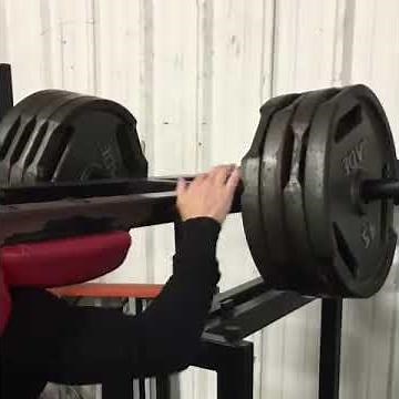 FITNESSINFERNO Lindsay Mulinazzi LEG CRUSH