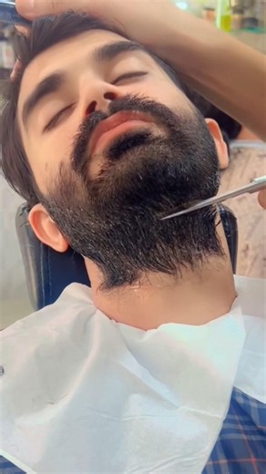 New Beard Cutting Video | Beard Easy Style For Everyone #barber #beard #shorts