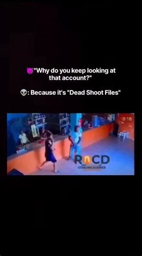 dead shoot files on Instagram: "日本利用压电瓷砖将脚步转化为电能。这些瓷砖捕捉来自你脚步的动能。当你行走时，你的重量和动作会对瓷砖产生压力。瓷砖会轻微弯曲，从而产生机械应力。瓷砖内部的压电材料将这种应力转化为电能。每一步都会产生少量电荷，而数百万步结合在一起就能产生足够的电力来驱动LED 灯、数字显示屏和传感器。在像涩谷车站这样繁忙的地方，每天大约有240万个脚步为这一系统作出贡献。 这些电能可以被储存或立即使用，从而减少对传统电力来源的依赖，并支持可持续的城市基础设施。 这种方法将日常运动转化为实用的可再生能源 #日本#知识#事实 #你知道吗 #推荐 #科技#创新#历史 #技术 #实验#热门"