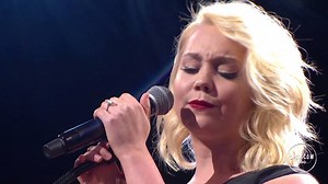 RaeLynn | "Love Triangle" | Opry