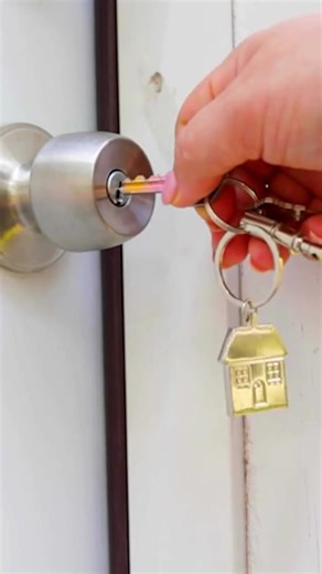 What is AI metadata? It's machine-generated contextual information that describes what data contains, how it is structured, and how it should be used. It uses machine-learning techniques to analyze and enrich text, images, audio, and video with accurate tags, entities, topics, sentiment, timestamps, relationships, and lineage details. Discover AI metadata benefits in our latest blog: https://hubs.ly/Q03-YdRS0 #data #datagovernance #metadata #AImetadata | OvalEdge