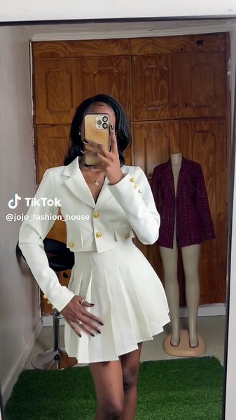 Jojo Fashion House (@jojo_fashion_house)’s videos with Glimpse of Us - Joji