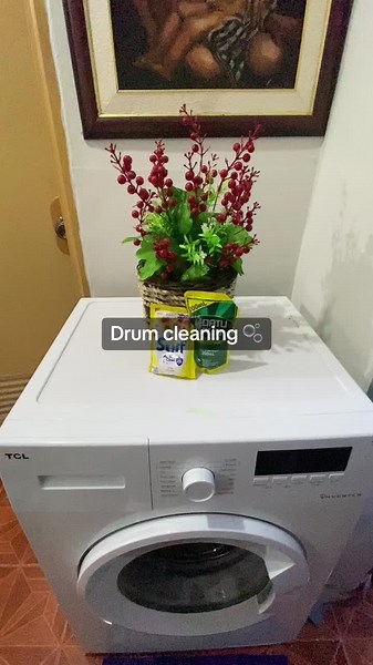 Hindi na ume effect ang downy sa mga nilabhan, hindi ka na pala nalilinisan. 😂 #cleaningwashingmachinedrum #tclphilippines