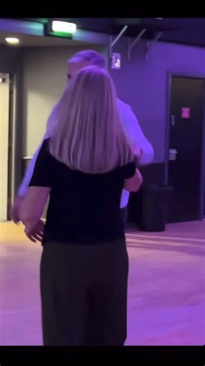 16 reactions | Another brilliant Thursday night at Ceroc Fleet 殺 Really looking forward to the Christmas party next week! Tank you Gordon for the videos.睊 #ceroc #dancing #thursday | Cécile AV | Facebook