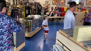 53K views · 2.1K reactions | #hulkhogan #hogansbeachshop #orlando #jimmyhart #mouthofthesouth #roknows #supreme #cardilloweightbelts #ancboston Hulk Hogan Hogan's Beach Shop @jimmyhartmouthofthesouthwwehof @cardilloweightbelts @mr.supreme.t @votorious @anc_boston | RO Knows Wrestling | Facebook