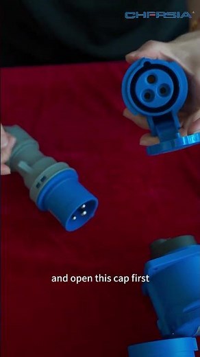 How to connect an industrial plug with an industrial sockets