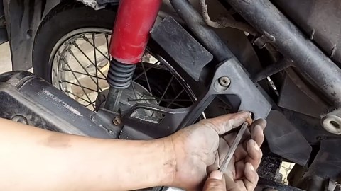 Transforming 2-Wheeled Engines into 3-Wheelers for Cargo Carrying | Step-by-Step Conversion