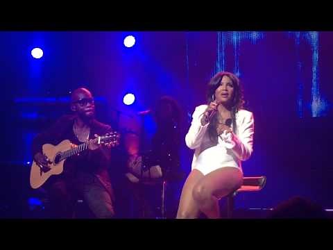 Spanish Guitar - Toni Braxton (Hamer Hall, Melbourne 11/09/15)