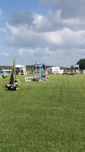 Showjumping is underway here at the NAF Five Star BE80 National Championship! #britisheventing #NAF #BE80 #Championship #Showjumping Defender Bramham Horse Trials | British Eventing Official