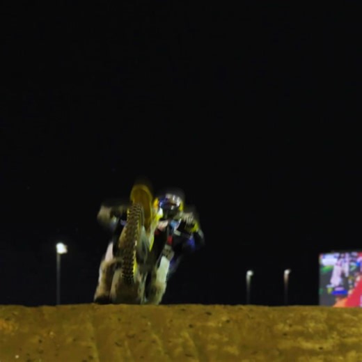 Why the 2026 SMX season will go hard: 🔥 Riders switching teams = new rivalries in the making 🚀 The next generation shaking up the standings ⏱️ Veterans running out of time to claim that elusive title You couldn’t script a better season. Subscribe now before the gate drops Jan. 10. 🏁 | SuperMotocross