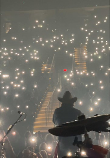 actual audio what’s going on in our heads when yall bust out your lights