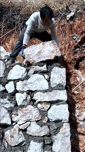 Process of making wall with stone