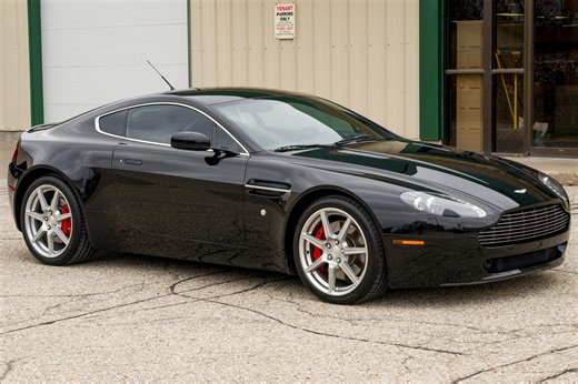 14k-Mile 2007 Aston Martin V8 Vantage Coupe 6-Speed