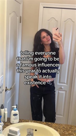 maybe i’ll get invited to a premier or a fashion show #famousinfluencer #influencer #2026goals #manifestationtips