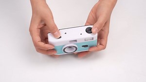 Disposable Film Camera 35 mm, Reusable Lightweight Retro Film Camera with Built in Flash, 28MM F/8 Lens, Full Manual Setting (Black)