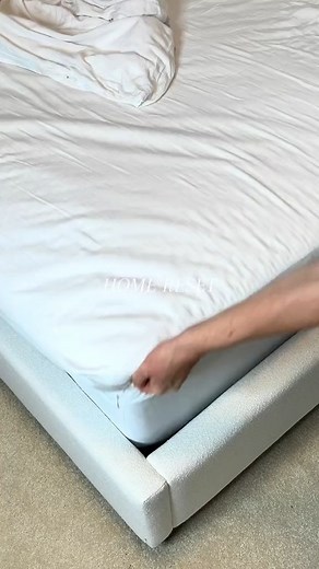 Another Home Reset Before the Holidays ❤️🎄 #homereset #resetwithme #resetroutine #resetday #housereset #asmrclean #asmrcleaningvideo #housereset #resetsunday | Caitlin Iola