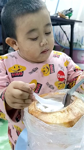 #သားသားကိုချစ်ပေးကြပါဦးနော်😍😘😘 #tiptopmyanmar #computerengineering #fyppppppppppppppppppppppp #100000k