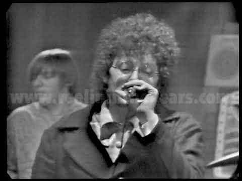 MC5- "Black To Comm" LIVE 1967 [Reelin' In The Years Archive]