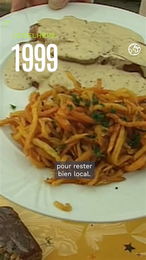 🎃 Saviez-vous qu’en Alsace, on ne célèbre pas Halloween… mais le potiron ? Depuis 1999, le village de Logelheim, près de Colmar, organise chaque automne la Fête du potiron ! 🧡 �Des centaines de courges décorent les rues, des concours de sculptures s’improvisent, et les habitants cuisinent soupes, tartes et confitures maison. Un événement 100 % alsacien, né pour valoriser les produits du terroir et redonner vie à un village rural. �Aujourd’hui encore, Logelheim attire des milliers de visiteurs 