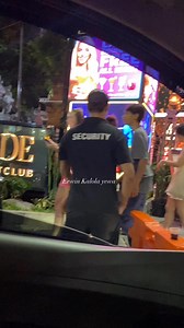 Suasana diskotik daerah Seminyak Bali tempat Dugem Di malam hari #fypシ゚viralシ2025fypシ゚viralシ2025 #jangkauansemuaorang #fypviralシ #trandingreels #jangakauanluas #indonesiaviral #jangkaunluas #fyp #Bali #trandingnow | Erwin Kalola Yewa (Erwin Balitour )