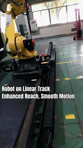 Robot on Linear Track – Extended Motion, Smooth Delivery#evsrobot #track #rail #railsystem #factory