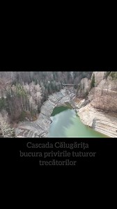Nu este turist care a mers la Cumpăna sau pe Valea lui Stan și nu s-a oprit câteva momente să admire cascada Călugărița! Acum o mai putem admira doar în poze... #romania #view #travel #waterfall | Romeo Dinica