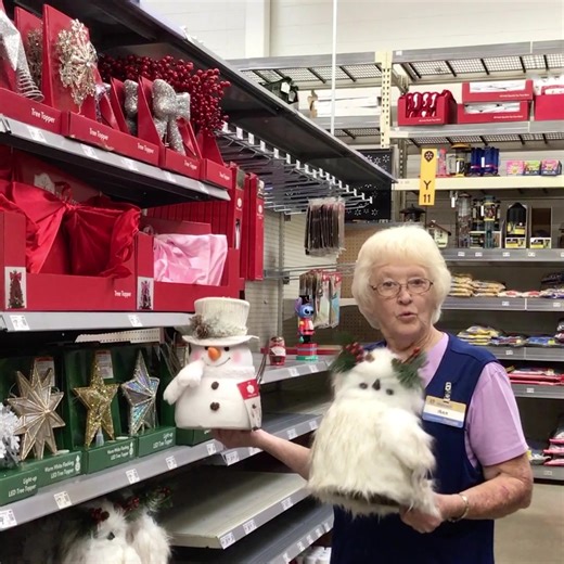 Christmas is coming. Come on down and get your tree toppers. They are adorable. #weloveann walmart.onelink.me/UIev/WalmartLocal | Walmart Ashland - U.S. Route 60