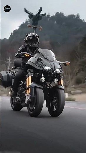 Yamaha's impossible motorcycle... it has 3 wheels and almost never falls over! 😳🏍️