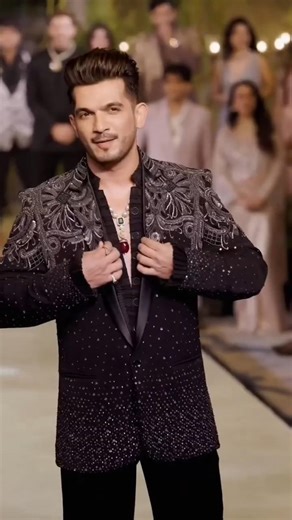 Nia Sharma & Arjun Bijlani At Beti Charity Modeling Event | #NiaSharma #arjunbijlani #nia🍒💕💝🍒🔥#sana🔥