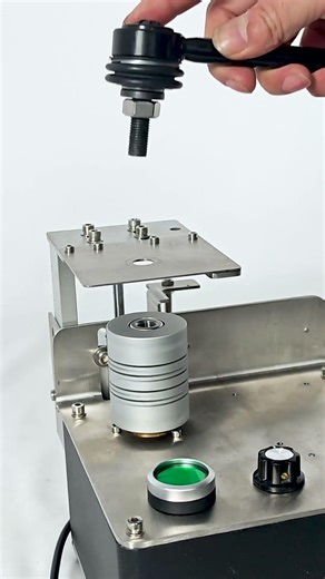 Automatic thread inspection machine