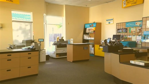 We love helping local businesses make a big impression this holiday season! 🎄 From menus and banners to yard signs and foam boards — The UPS Store is your neighborhood printing partner. Fast, friendly, and local. #TheUPSStore #SupportSmallBusiness #PrintLocal #HolidayPrinting #ShopLocal #TulsaUPSStore #SmallBizHoliday #Tulsa #TulsaHoliday #TulsaPrinting | The UPS Store 3309