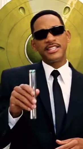 Men In Black Neuralyzer: Will Smith's MIB Memory Eraser