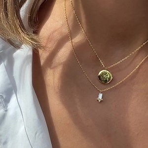 vintage charm for that nostalgic vibe ✨ Shop at: https://faye.jewelry/shop-EU.?sl=fbpost | Faye